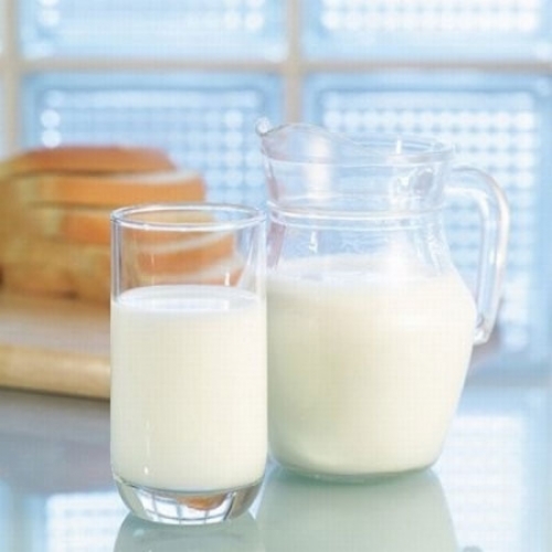 Hướng dẫn các mẹ cách dùng sữa tươi phù hợp để có lợi cho trẻ