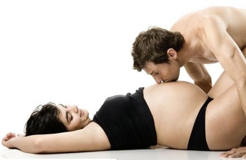 Những lý do phụ nữ mang bầu nên làm chuyện ấy trong thai kỳ