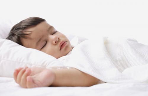 Những triệu chứng thường gặp ở căn bệnh rối loạn thở khi ngủ ở trẻ em