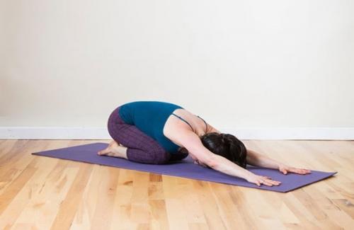 Yoga chữa đau vai gáy hiệu quả bằng những bài tập đơn giản