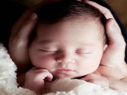 Liệt kê những điều nên và không nên khi chăm sóc trẻ sơ sinh