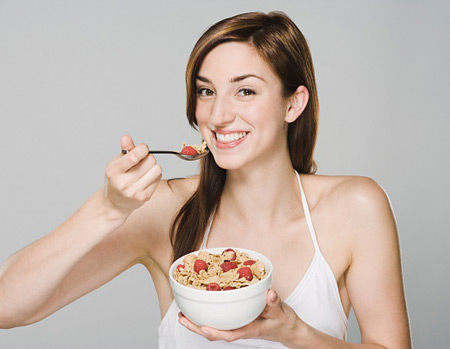 8 kiểu ăn sáng làm tăng cân chúng ta cần loại bỏ ngay