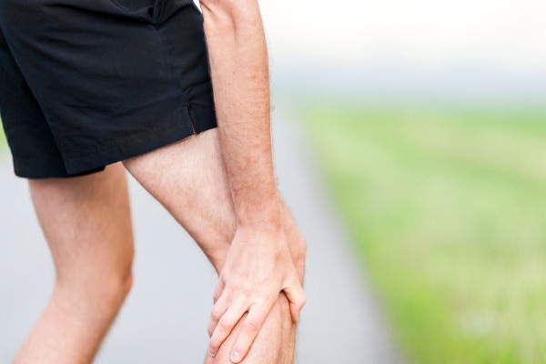 Điểm mặt 6 nguyên nhân phổ biến gây đau chân vào mùa đông