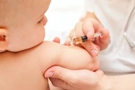 Dừng tiêm vắc xin làm ảnh hưởng đến miễn dịch của trẻ
