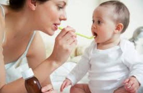 Triệu chứng rối loạn tiêu hóa ở trẻ sơ sinh nhận biết bằng cách nào?
