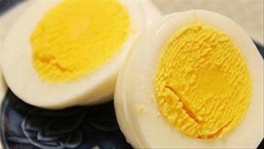 Cho trẻ ăn trứng không đúng có thể gây hại tới cơ thể