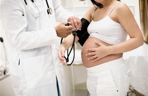 Mẹ bầu cần chuẩn bị tinh thần "vượt cạn" vào tuần thai kỳ nào?