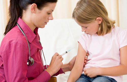 Hạ đường huyết trẻ em - triệu chứng và cách chăm sóc trẻ