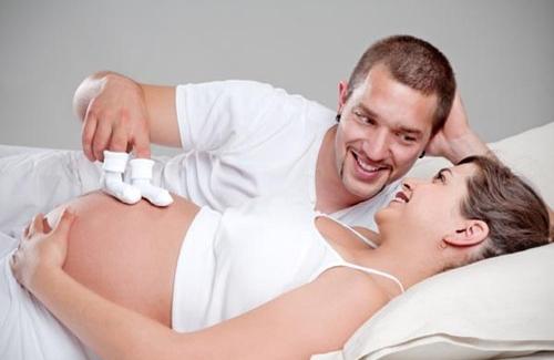 Tiết lộ suy nghĩ của các anh chồng về “chuyện ấy“ khi vợ mang thai