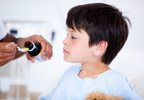 Thuốc ho cho trẻ em có thể gây bệnh xuất huyết não