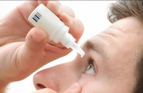 Một số loại thuốc nhỏ mắt thường gặp và cách dùng thuốc nhỏ mắt đúng cách