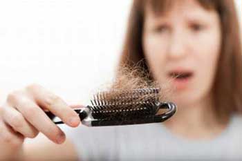 Dùng thuốc trị rụng tóc quá liều có thể gây ra rối loạn nhịp tim