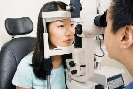 Có phải tật khúc xạ là nguyên nhân thứ hai gây mù lòa sau đục thủy tinh thể?