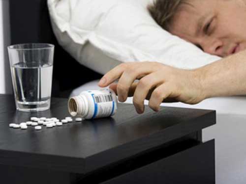 Khó ngủ, mất ngủ nhiều ngày nên dùng thuốc ngủ không?