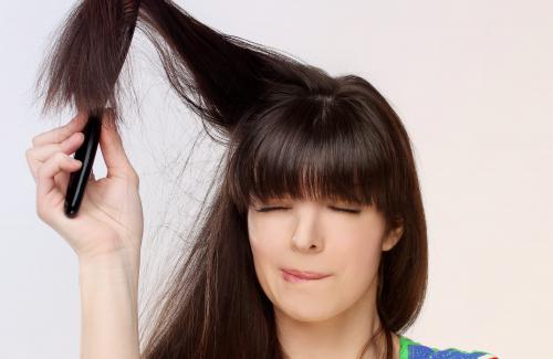 Cách điều trị rụng tóc sau khi sinh hiệu quả và an toàn