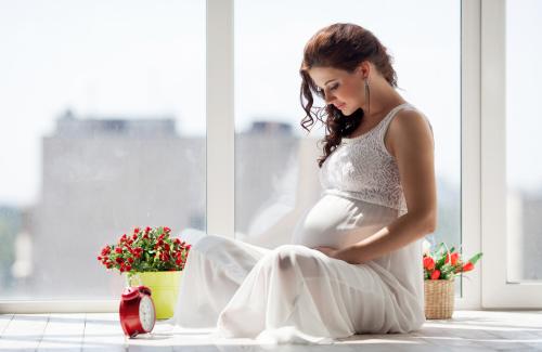 Mang thai tháng thứ 3: Đuôi thai nhi biến mất mẹ bầu có biết?