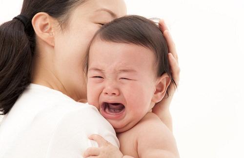 Những nguyên nhân hàng đầu khiến trẻ sơ sinh bị rối loạn giấc ngủ
