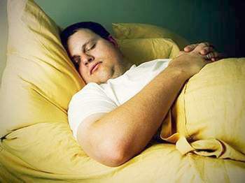 Dấu hiệu của chứng ngừng thở khi ngủ có những đặc trưng gì?