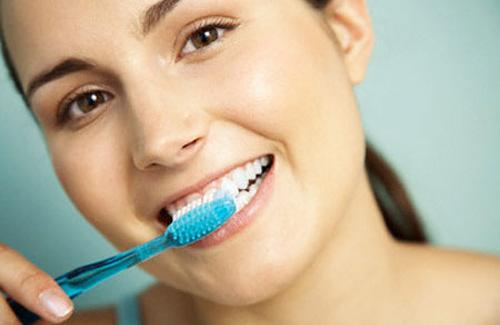 Cách gì ngăn chặn cao răng để có hàm răng khỏe đẹp?