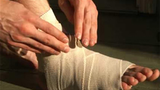 ThS Đinh Văn Tài: Phương pháp điều trị đứt gân gót chân