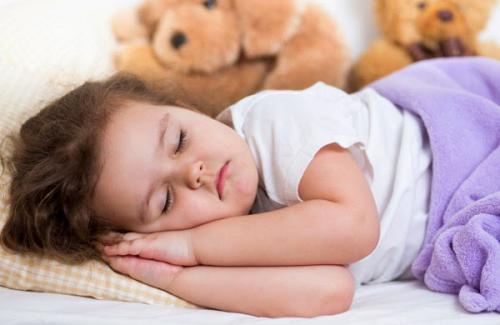 Cách tạo giấc ngủ "vàng" cho trẻ nhỏ giúp phát triển toàn diện