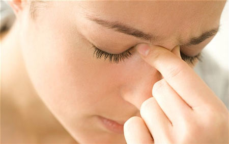 Ðau nhức mắt: Nguyên nhân và hướng điều trị căn bệnh