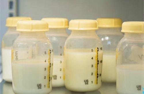 Cách bảo quản và sử dụng sữa mẹ đã vắt ra CHUẨN NHẤT mọi bà mẹ nên biết