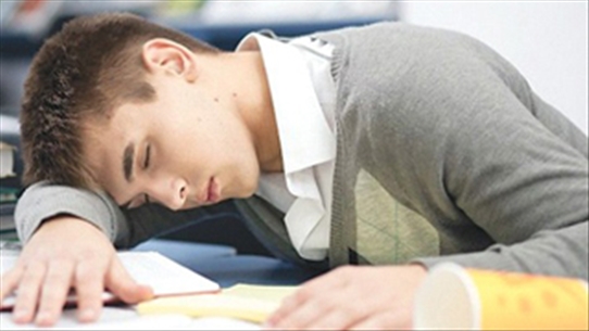 Biện pháp chống lại cơn buồn ngủ nơi làm việc nên biết