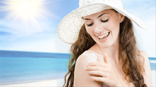 Cách chọn kem chống nắng phù hợp với da và lưu ý khi dùng