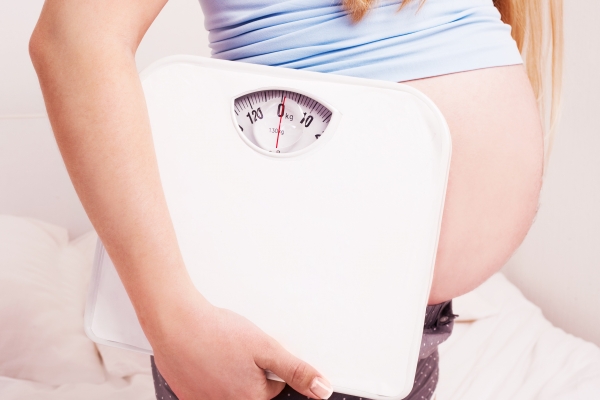 Tăng cân ở bà bầu bao nhiêu là đủ để tốt nhất cho thai nhi?