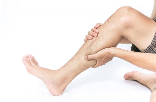 Một số nguyên nhân có thể khiến bắp chân bị sưng phù