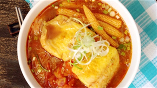 Món ngon mỗi ngày: Bún cá Tom Yum chua cay kiểu Thái