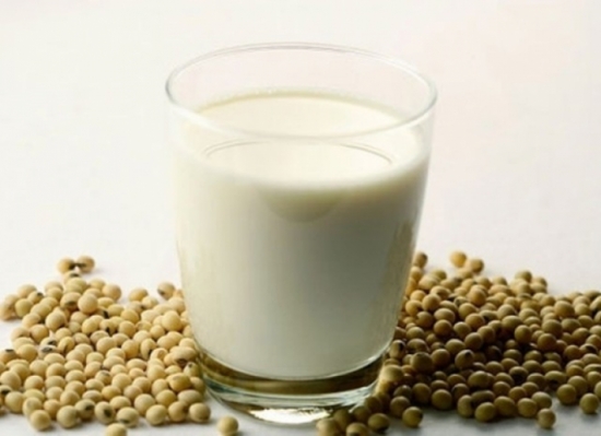 Cách làm sữa rửa mặt cực tốt từ sữa đậu nành nhất định phải biết