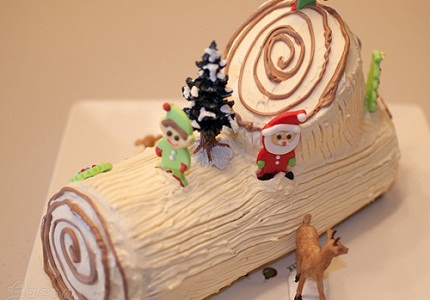 Cách làm bánh khúc cây ngọt ngào đón Giáng sinh vui vẻ
