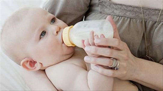 Bạn có chắc đã vệ sinh bình sữa cho con đúng cách?