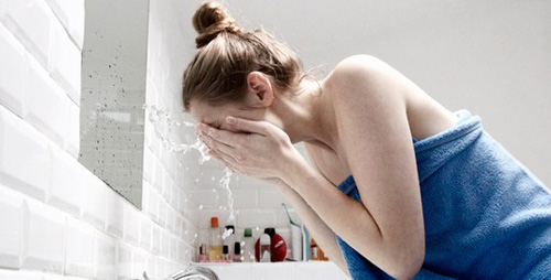 8 sai lầm lớn nhất khi rửa mặt nhiều người mắc phải