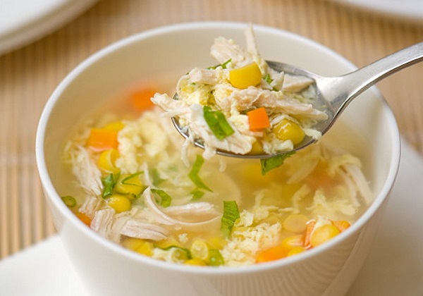 Mách mẹ 4 món súp tuyệt vời giúp trẻ tăng cân vù vù