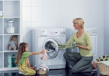 Cách vệ sinh máy giặt hiệu quả nhất định không thể bỏ qua