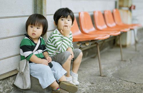 "Tâm phục khẩu phục" cách cha mẹ Nhật khiến trẻ chẳng bao giờ ăn vạ