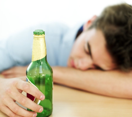 Những bệnh do nguyên nhân từ việc uống quá nhiều rượu ngày Tết