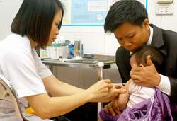 Cần chú ý gì khi trẻ tiêm vaccin phối hợp DPT - VGB - Hib?