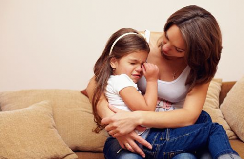 6 câu nói đùa phổ biến làm tổn thương con trẻ sâu sắc