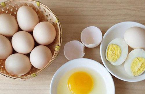 Cách chọn trứng sạch và tươi không nhiễm hóa chất