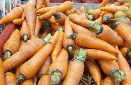 Điều gì sẽ xảy ra cho cơ thể nếu ăn nửa củ cà rốt mỗi ngày?