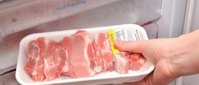 Làm thêm bước này giúp bảo quản thịt lợn thịt gà trong ngày Tết an toàn, không lo hư hỏng