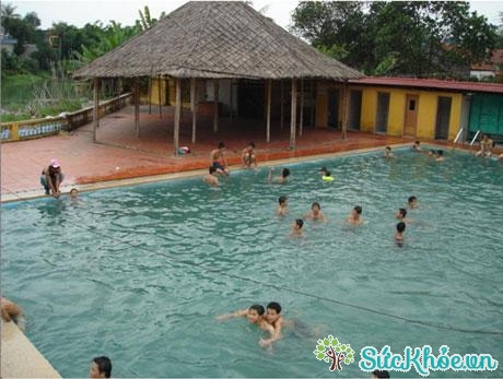 Suối nước nóng Quang Hanh - Quảng Ninh