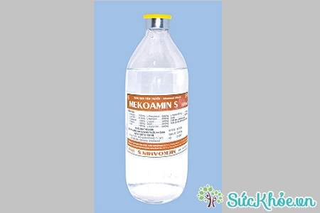 Mekoamin S 5% 250ml cung cấp protein nuôi cơ thể, giảm protein huyết