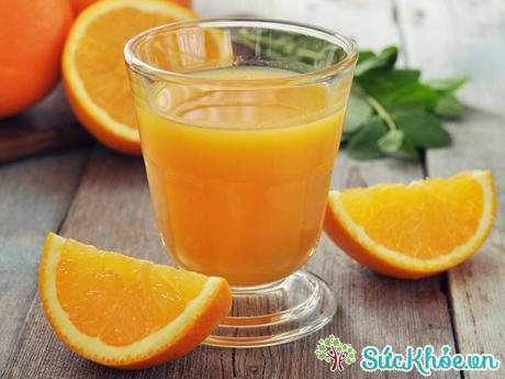 Uống nước cam mỗi ngày là bí quyết làm trắng da của phụ nữ nhật
