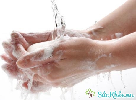Rửa tay thường xuyên là cách chữa cảm cúm nhanh nhất